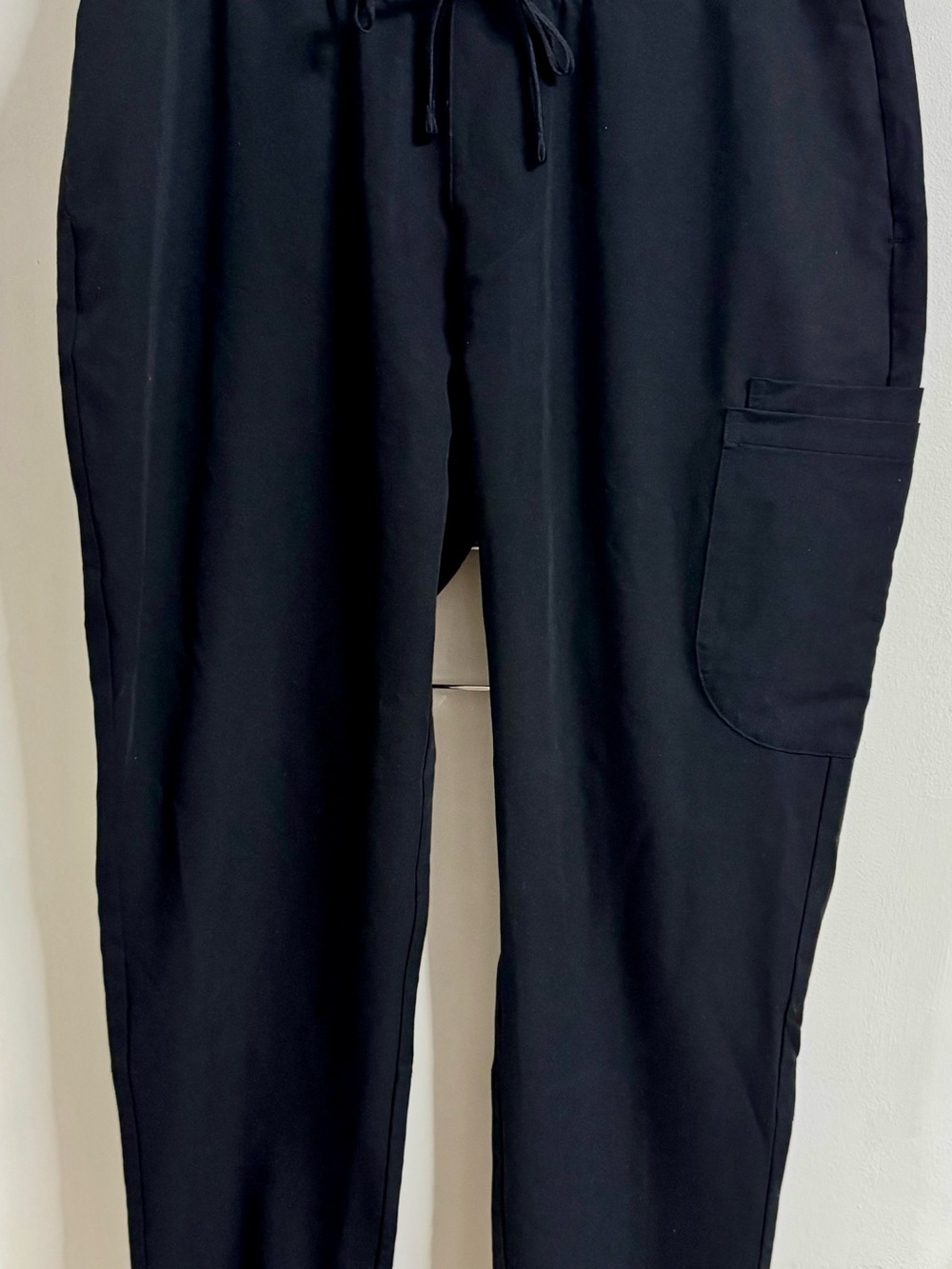 Women's Black Cargo Slim Fit Scrub Pants with 6 Pockets